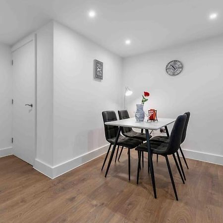 Holiday Home Sleep 8 Central London 9Elms المظهر الخارجي الصورة