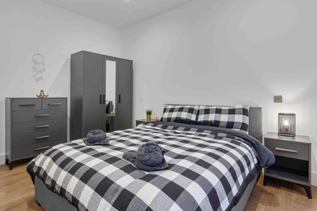 Holiday Home Sleep 8 Central London 9Elms المظهر الخارجي الصورة